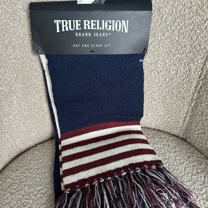 True Religion Navy and Burgundy Scarf‎